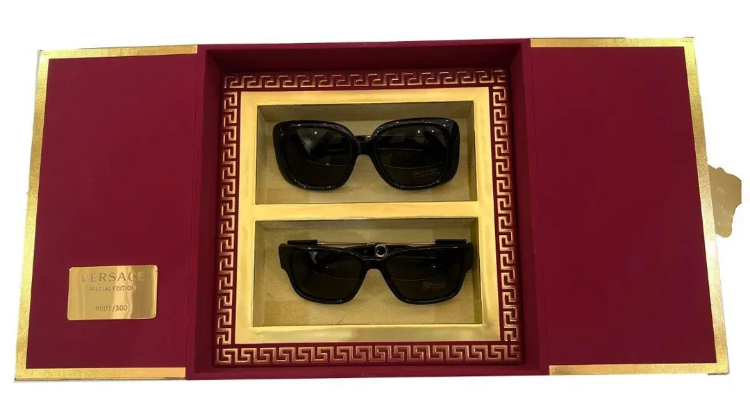 Versace LIMITED "HIS & HERS" EDITION / Black Gold – Black / Gold